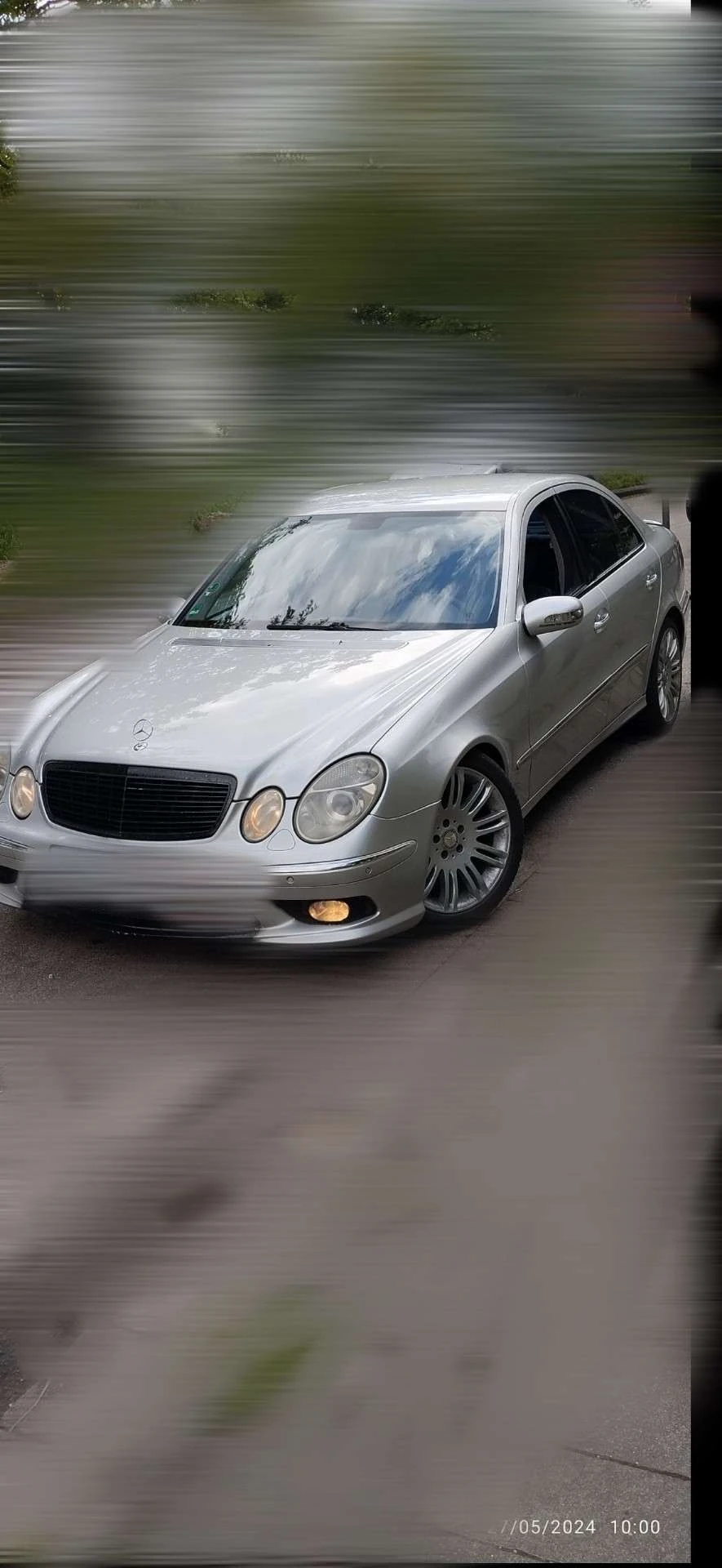Mercedes-Benz 320