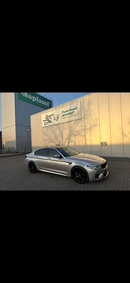 BMW M5