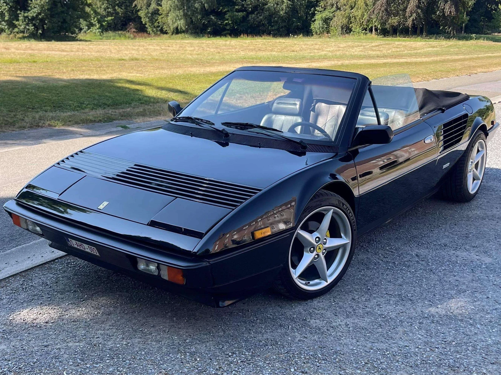 Ferrari Mondial undefined