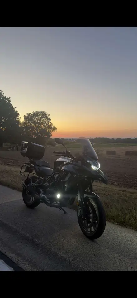 Benelli TRK 502