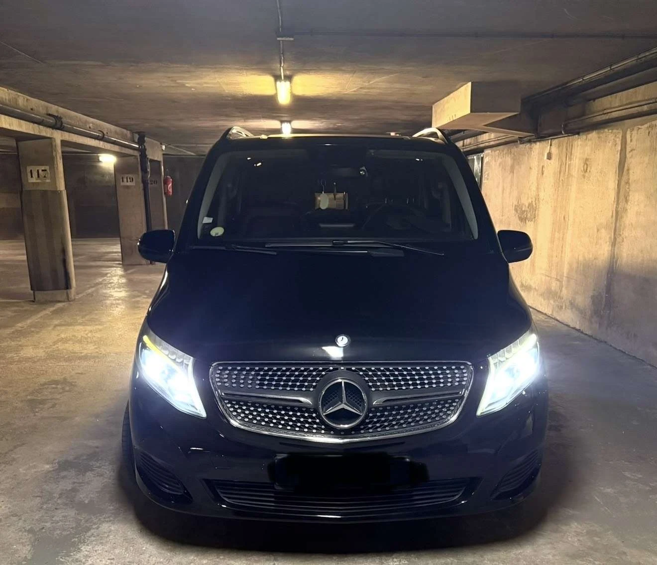 Mercedes-Benz V 250