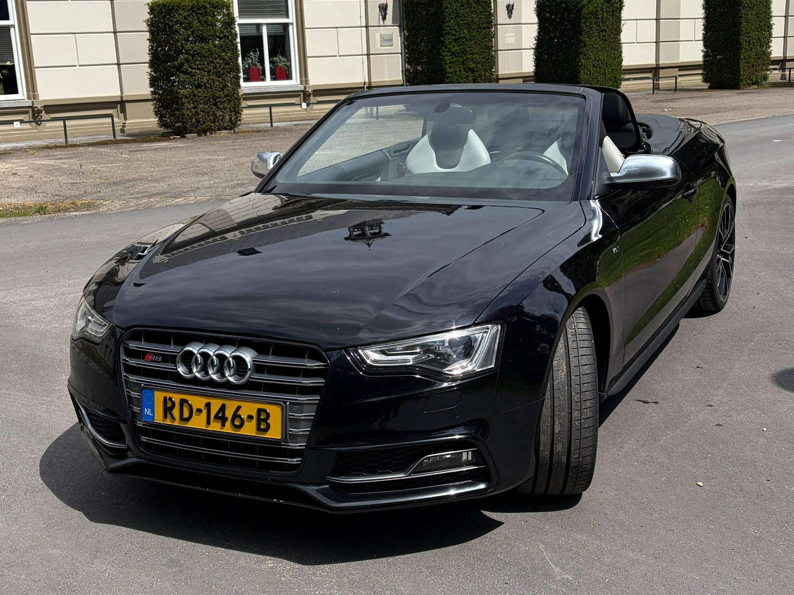 Audi S5 undefined