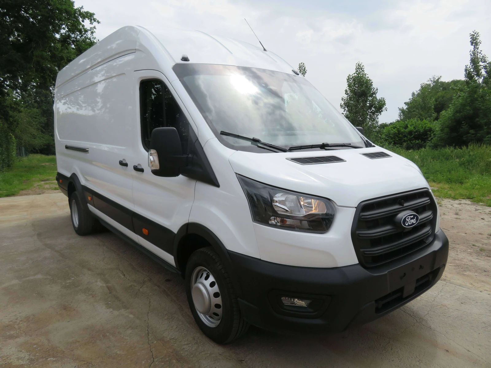 Ford Transit 2025