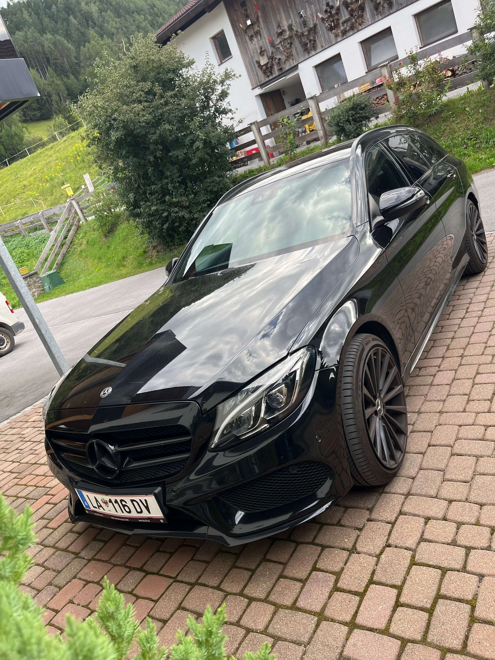 Mercedes-Benz C 220