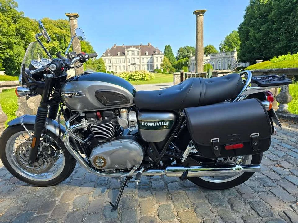 Triumph Bonneville T120