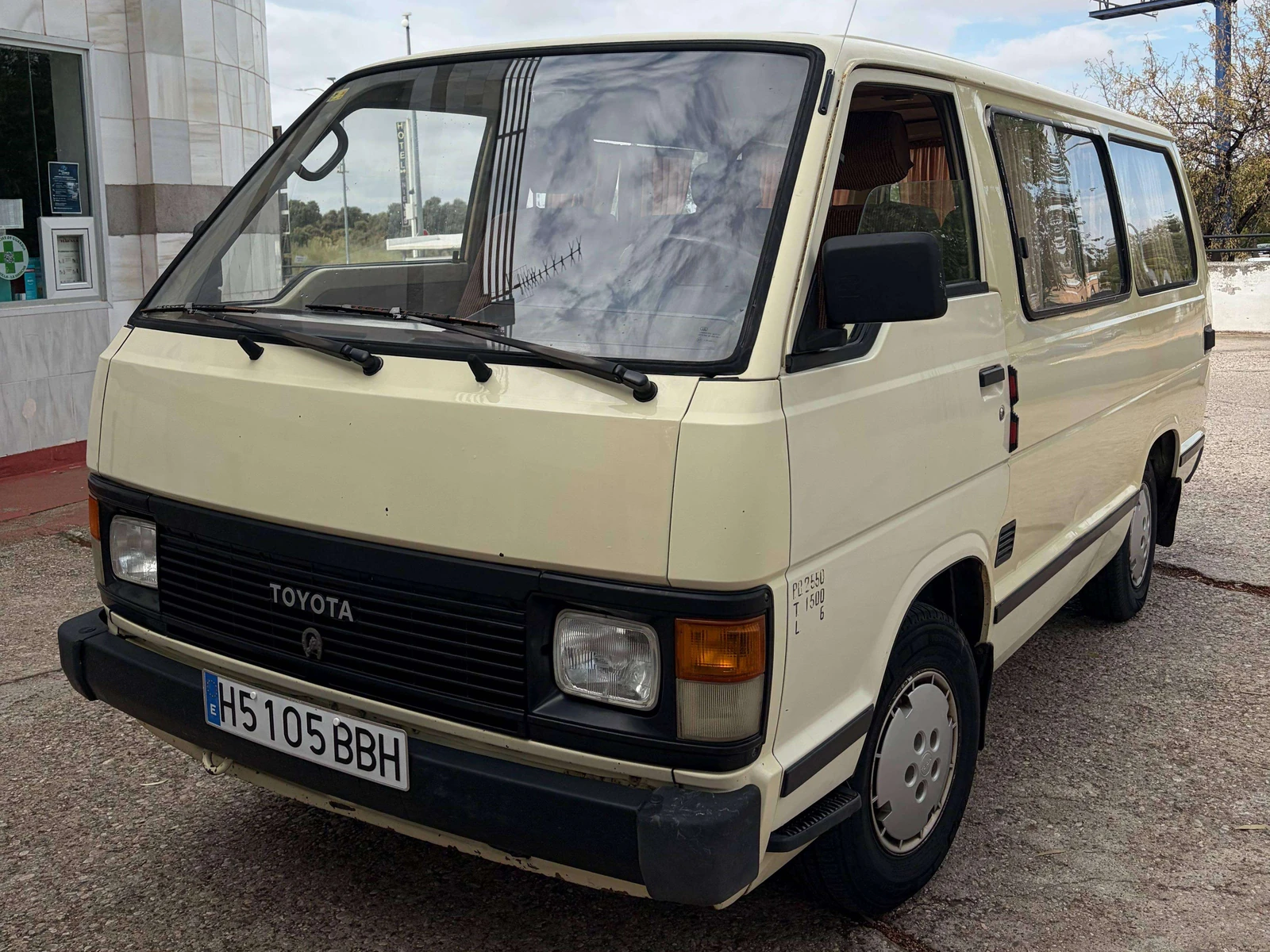 Toyota Hiace