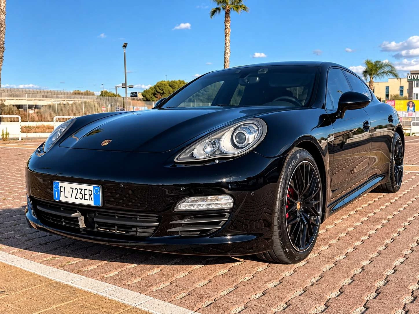 Porsche Panamera undefined