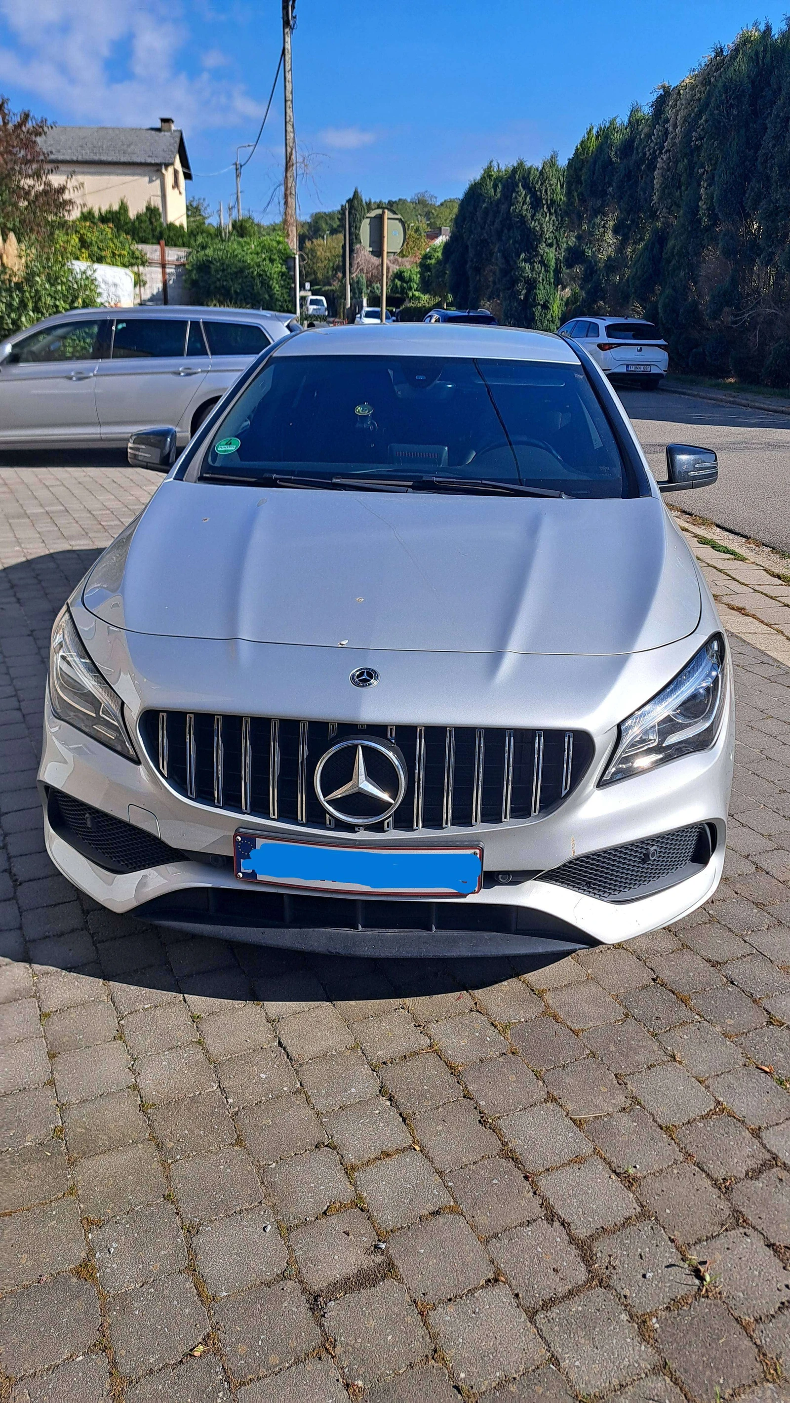 Mercedes-Benz CLA 180