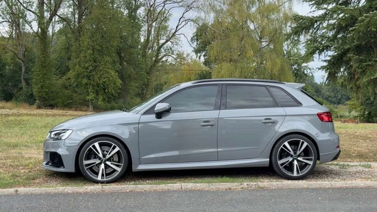 Audi RS3 undefined