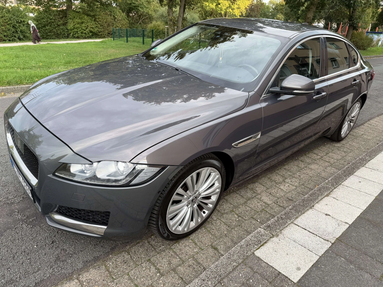 Jaguar XF
