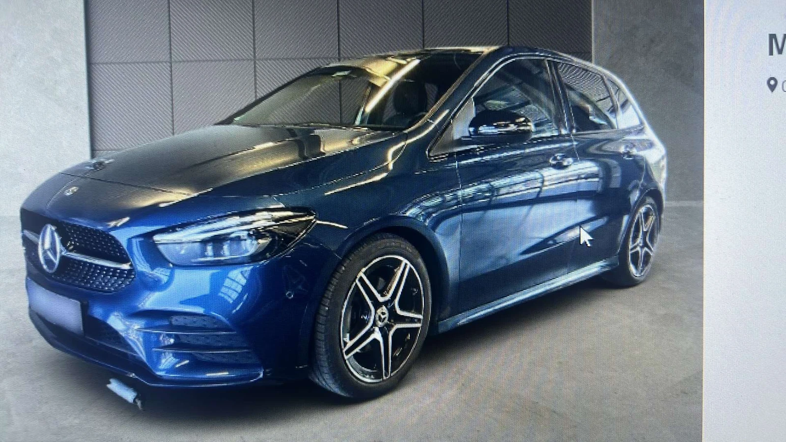 Mercedes-Benz B 180