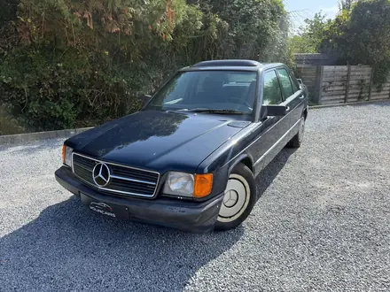 Mercedes-Benz 190