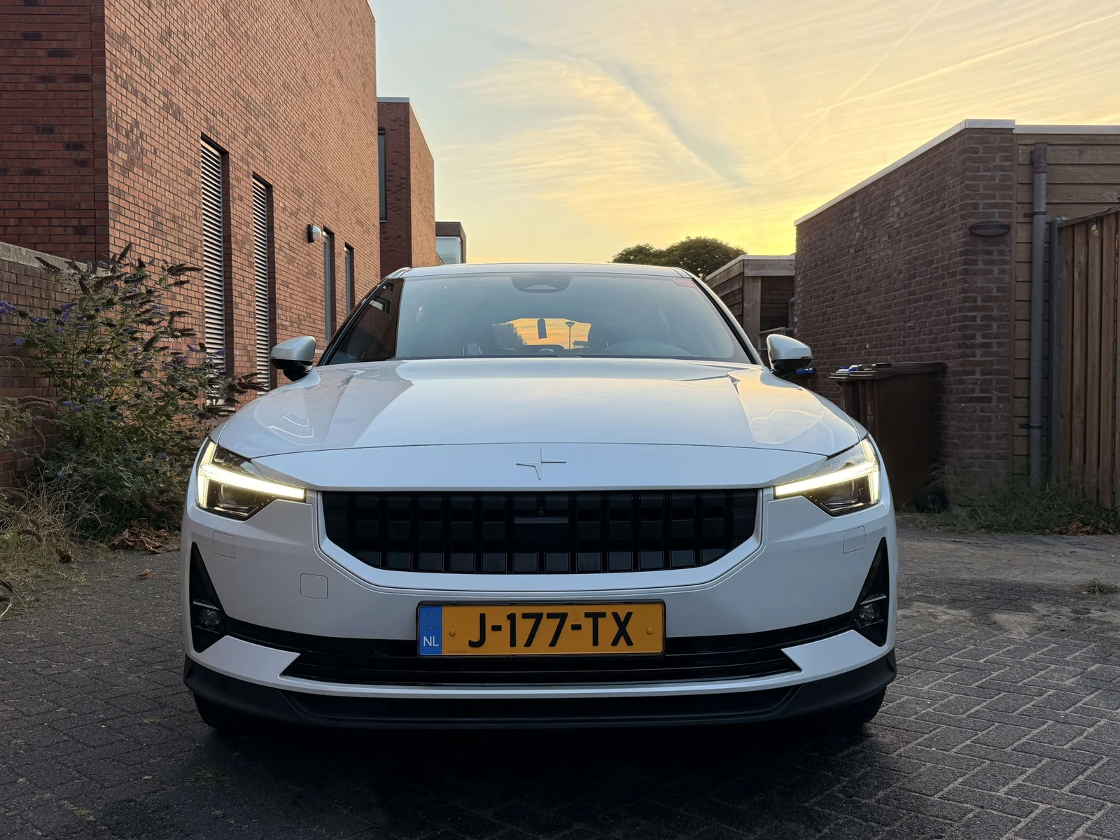 Polestar 2 undefined
