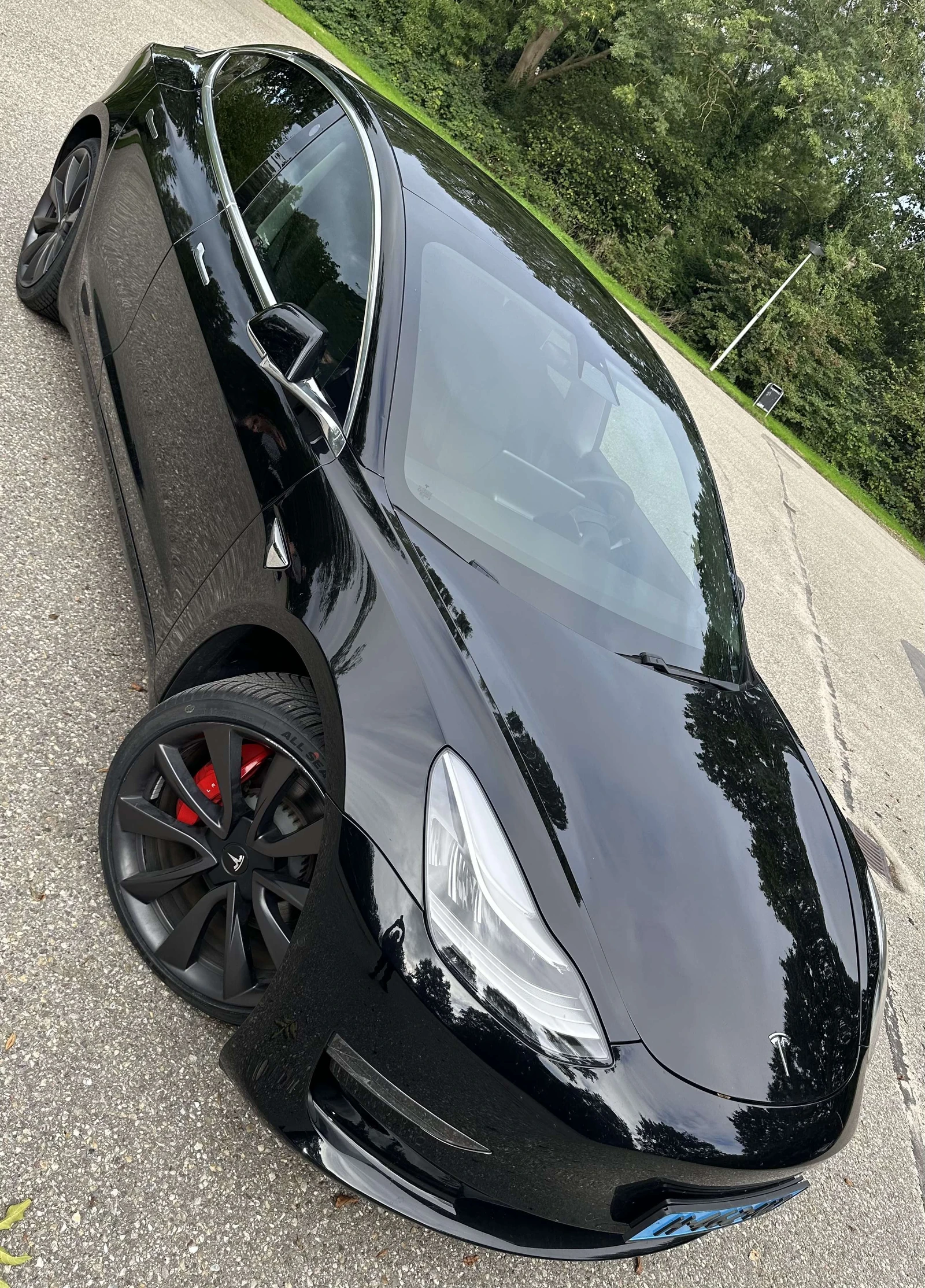 Tesla Model 3 undefined