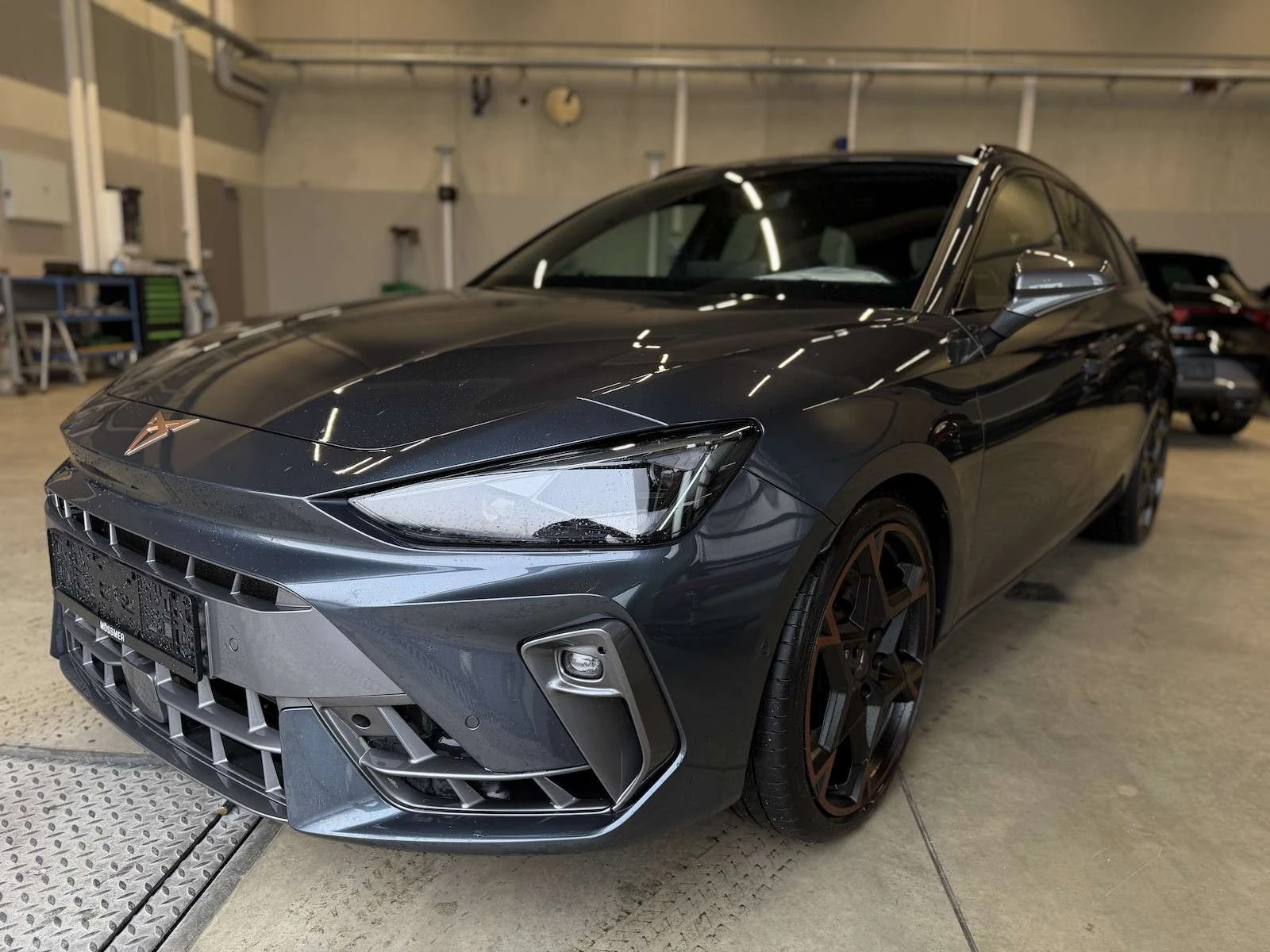 Cupra Leon 2025