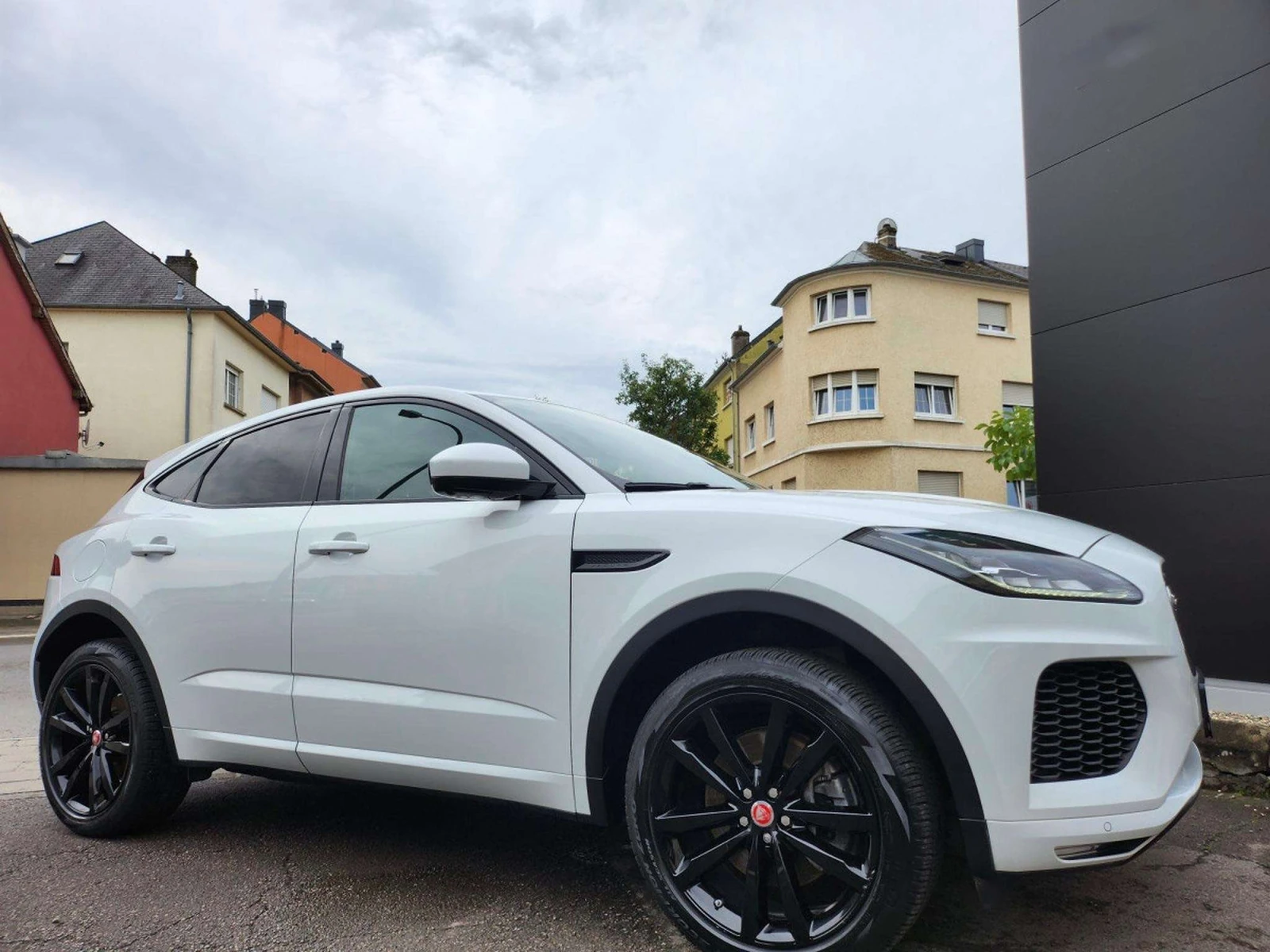 Jaguar E-Pace undefined