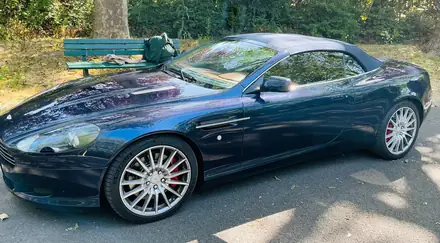 Aston Martin DB9