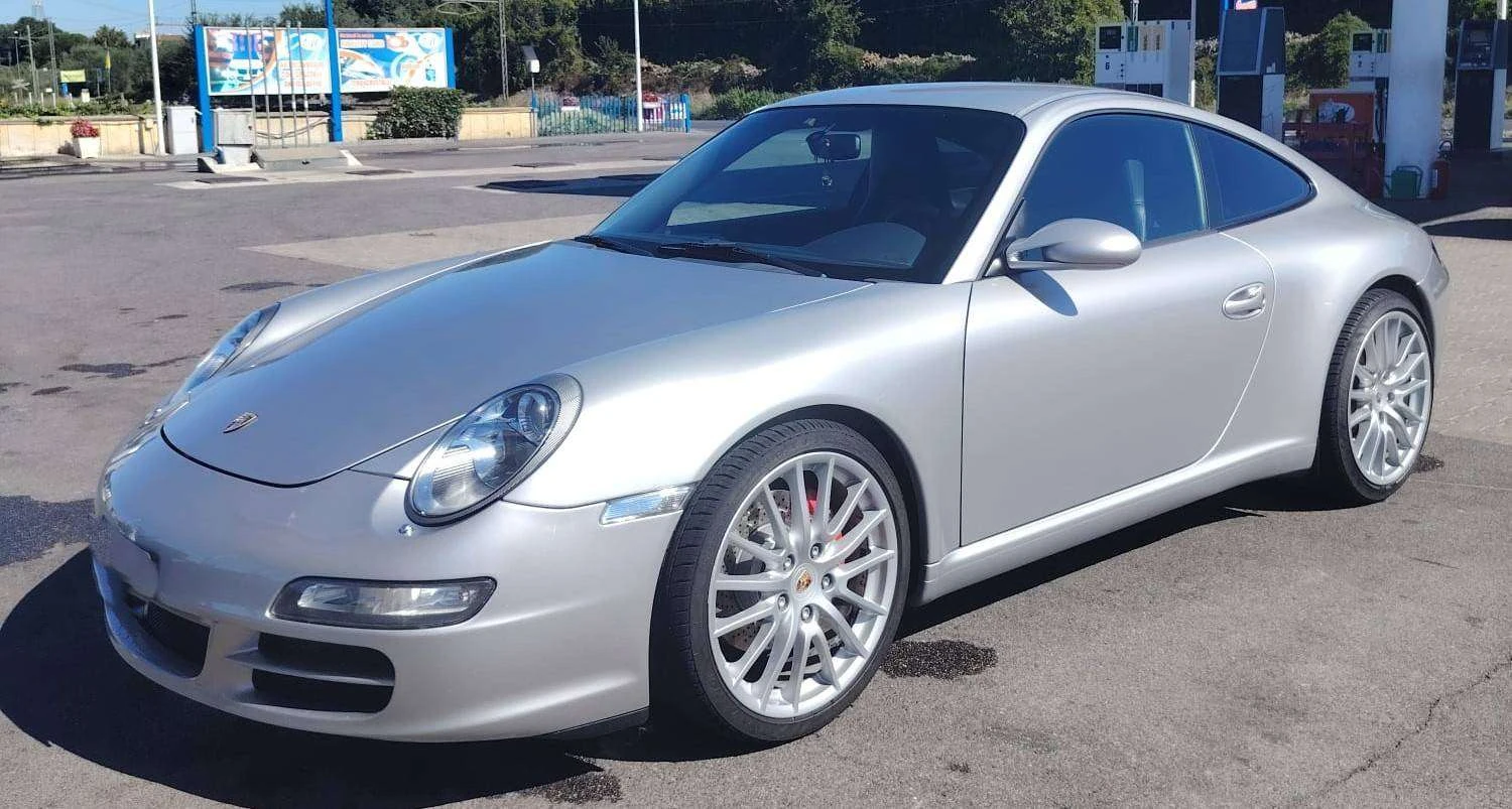 Porsche 911 undefined