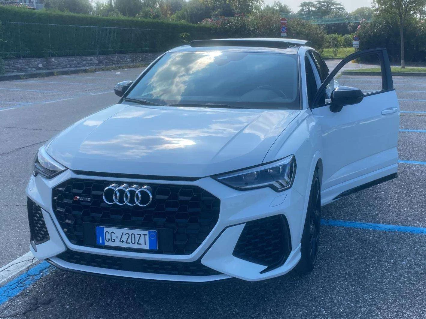 Audi RS Q3 undefined