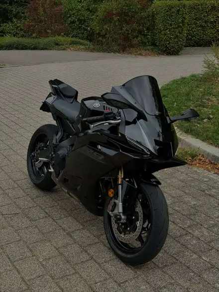 Yamaha YZF-R9