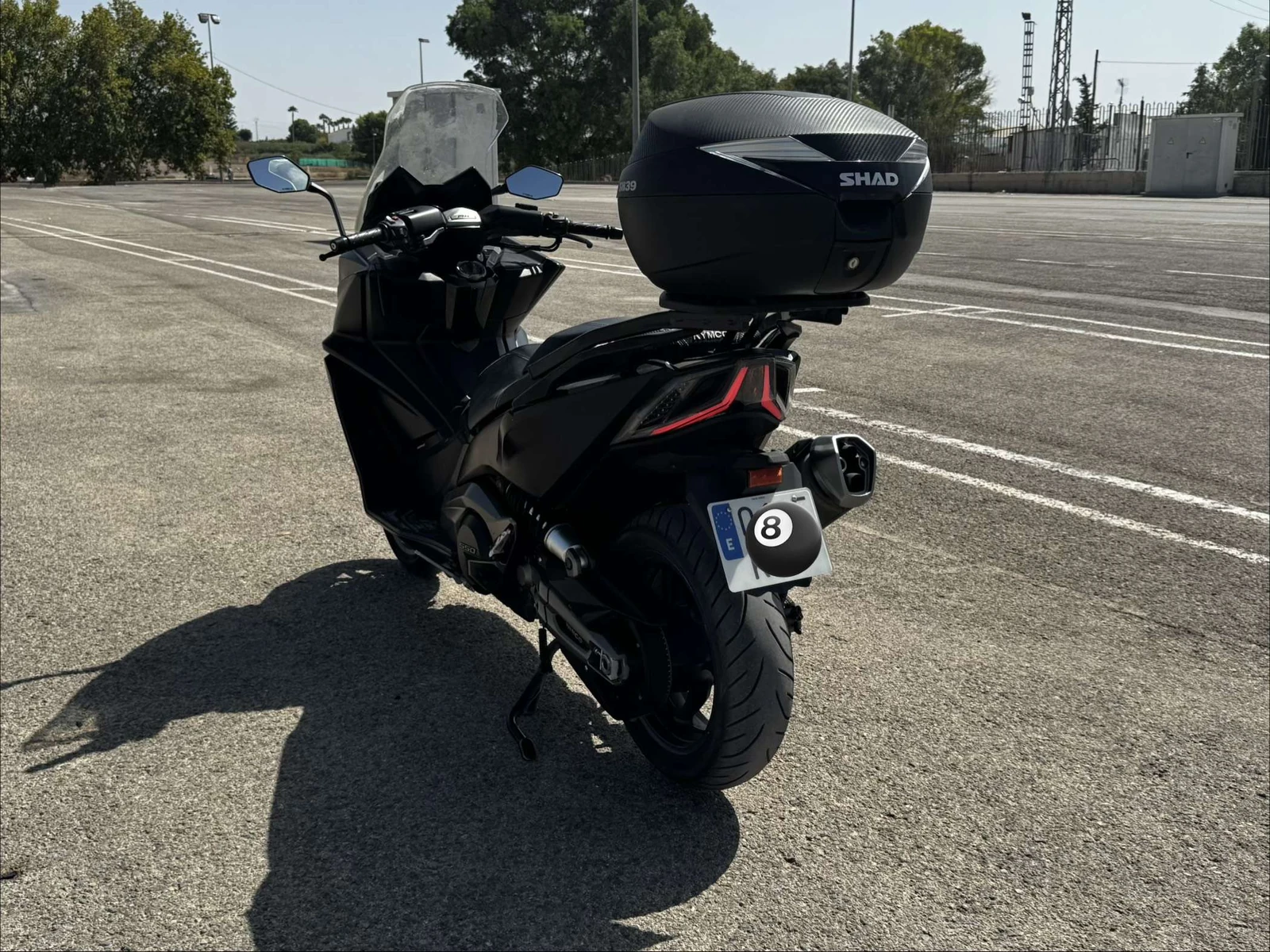 Kymco AK 550
