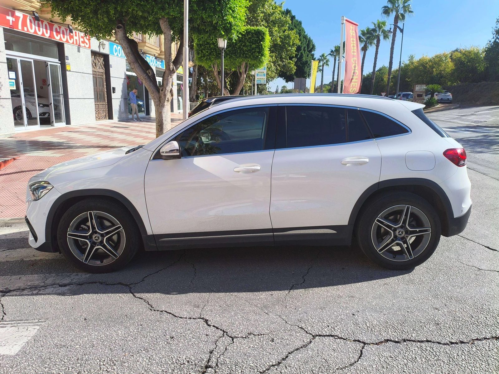 Mercedes-Benz GLA 200