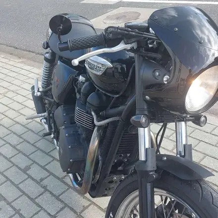 Triumph Bonneville SE