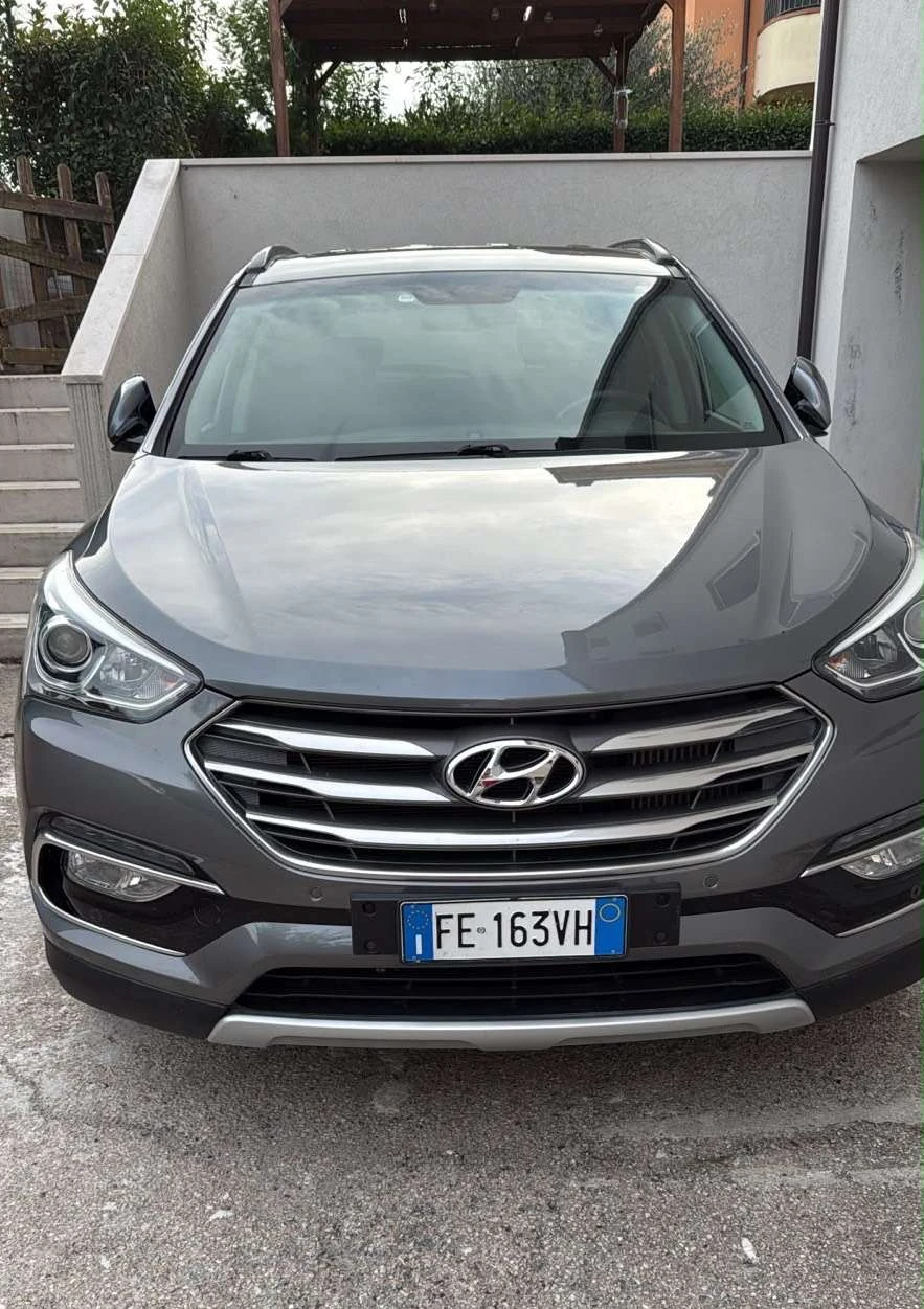 Hyundai SANTA FE