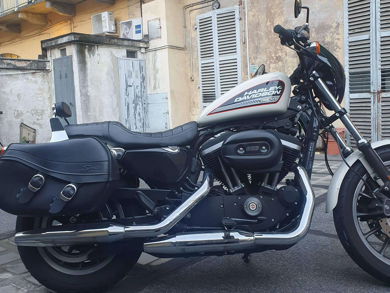 Harley-Davidson Sportster 883