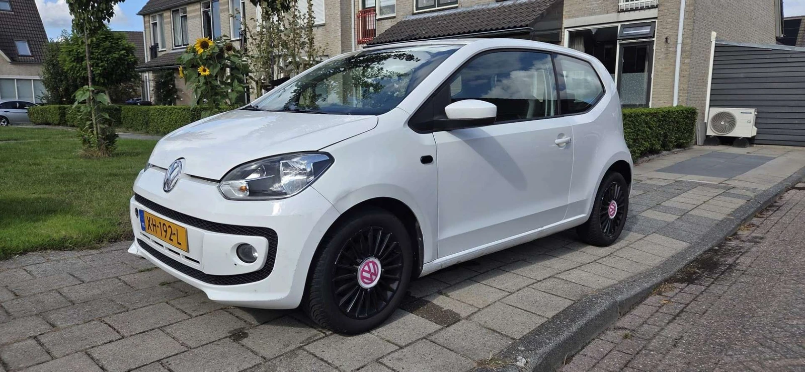 Volkswagen up!