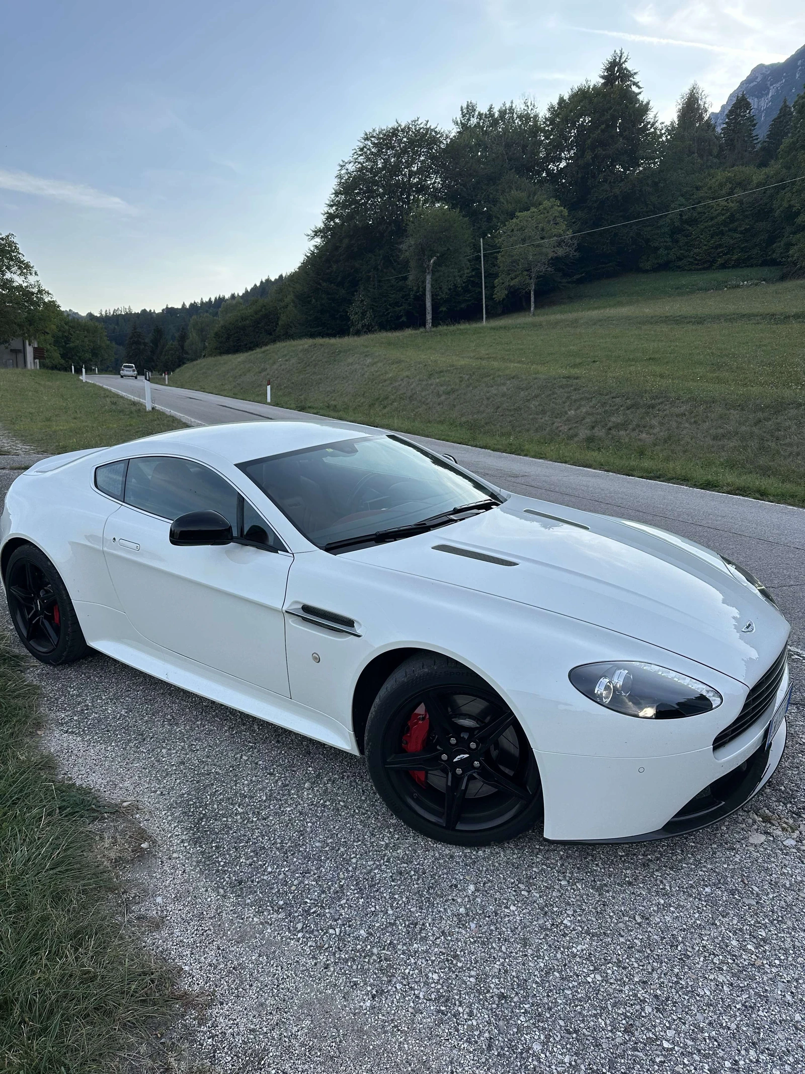 Aston Martin Vantage