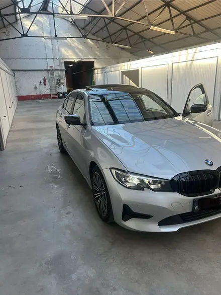 BMW 318