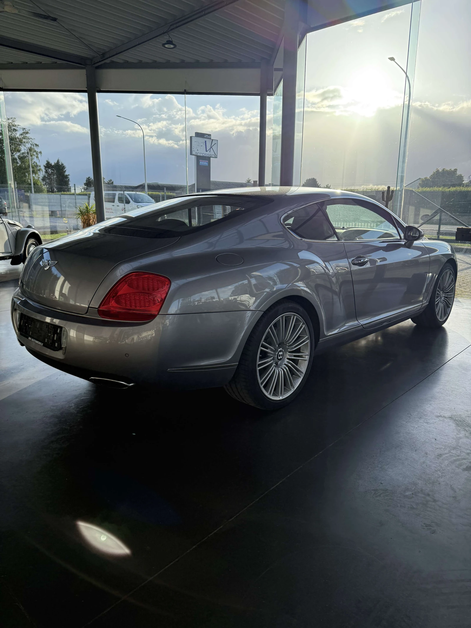 Bentley Continental GT undefined