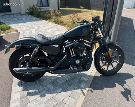 Harley-Davidson Iron 883