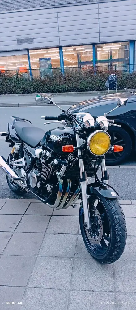 Yamaha XJR 1300