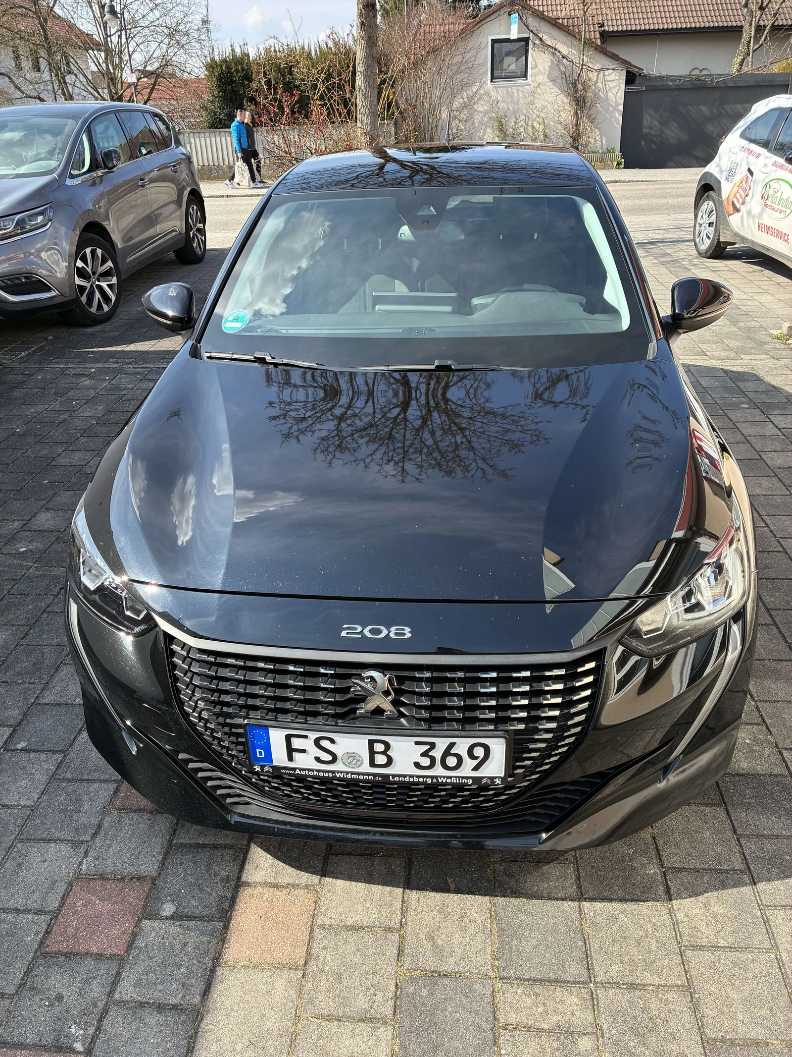 Peugeot 208 undefined