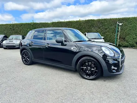 MINI One D