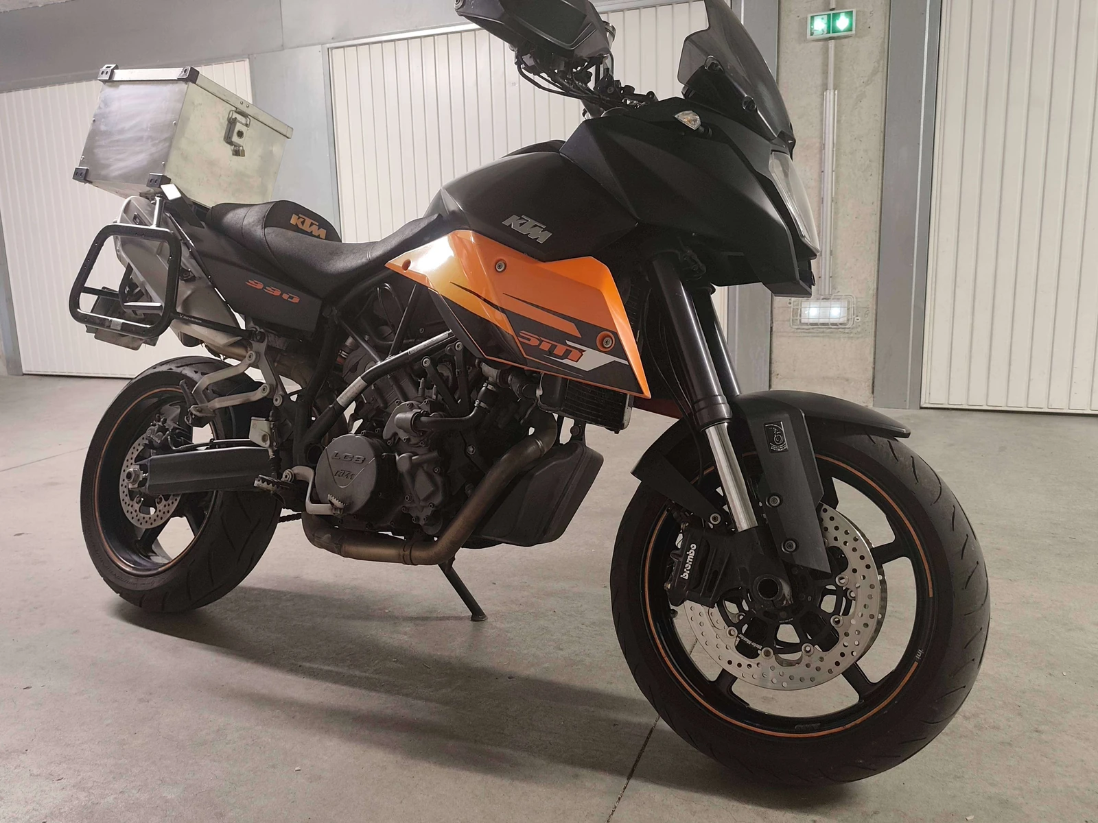KTM 990 Supermoto