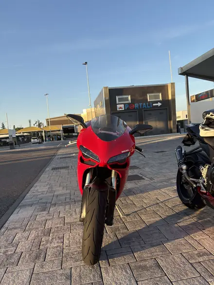 Ducati 848