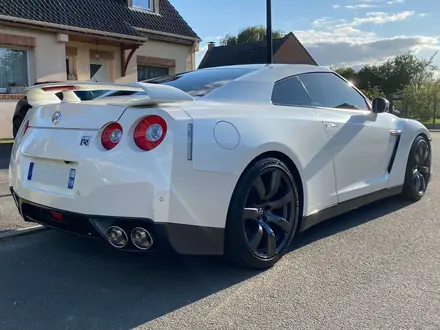 Nissan GT-R