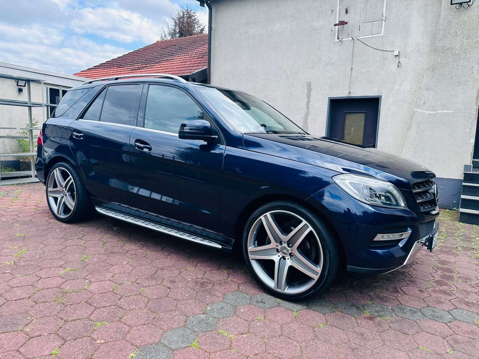 Mercedes-Benz ML 350 undefined