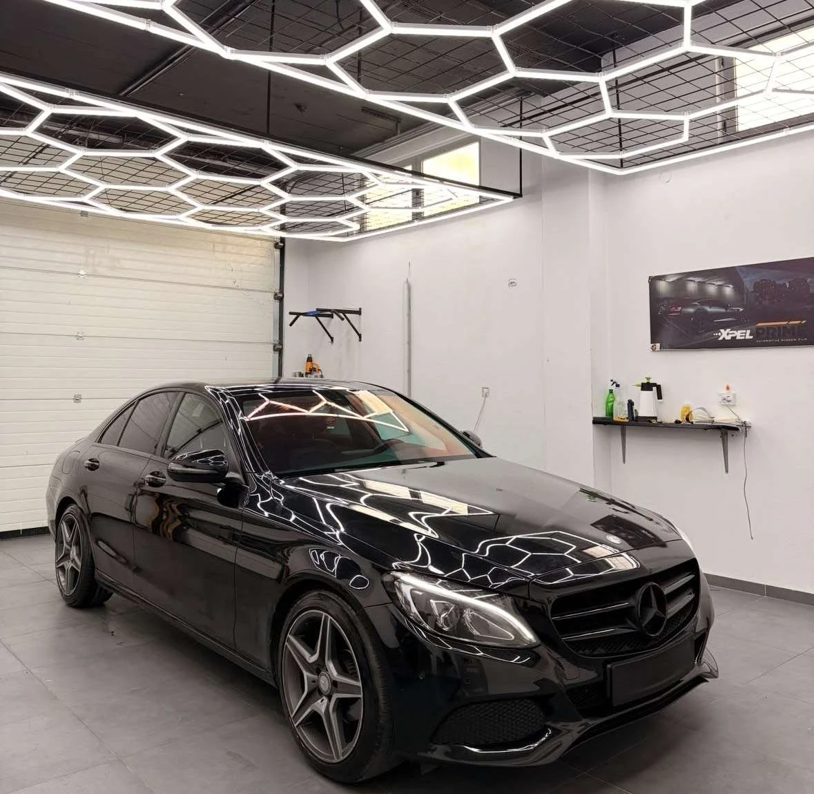 Mercedes-Benz 200
