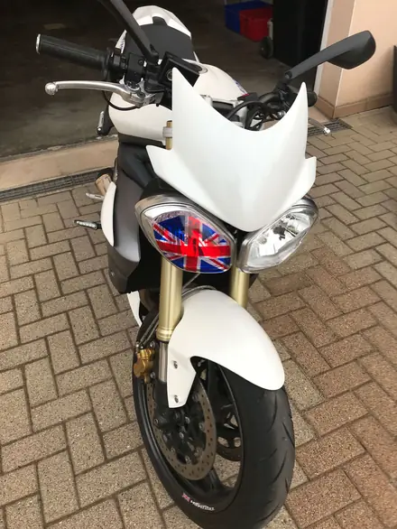 Triumph Street Triple 675