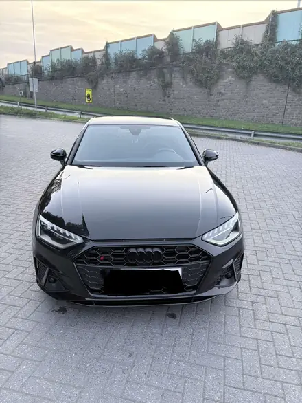 Audi S4
