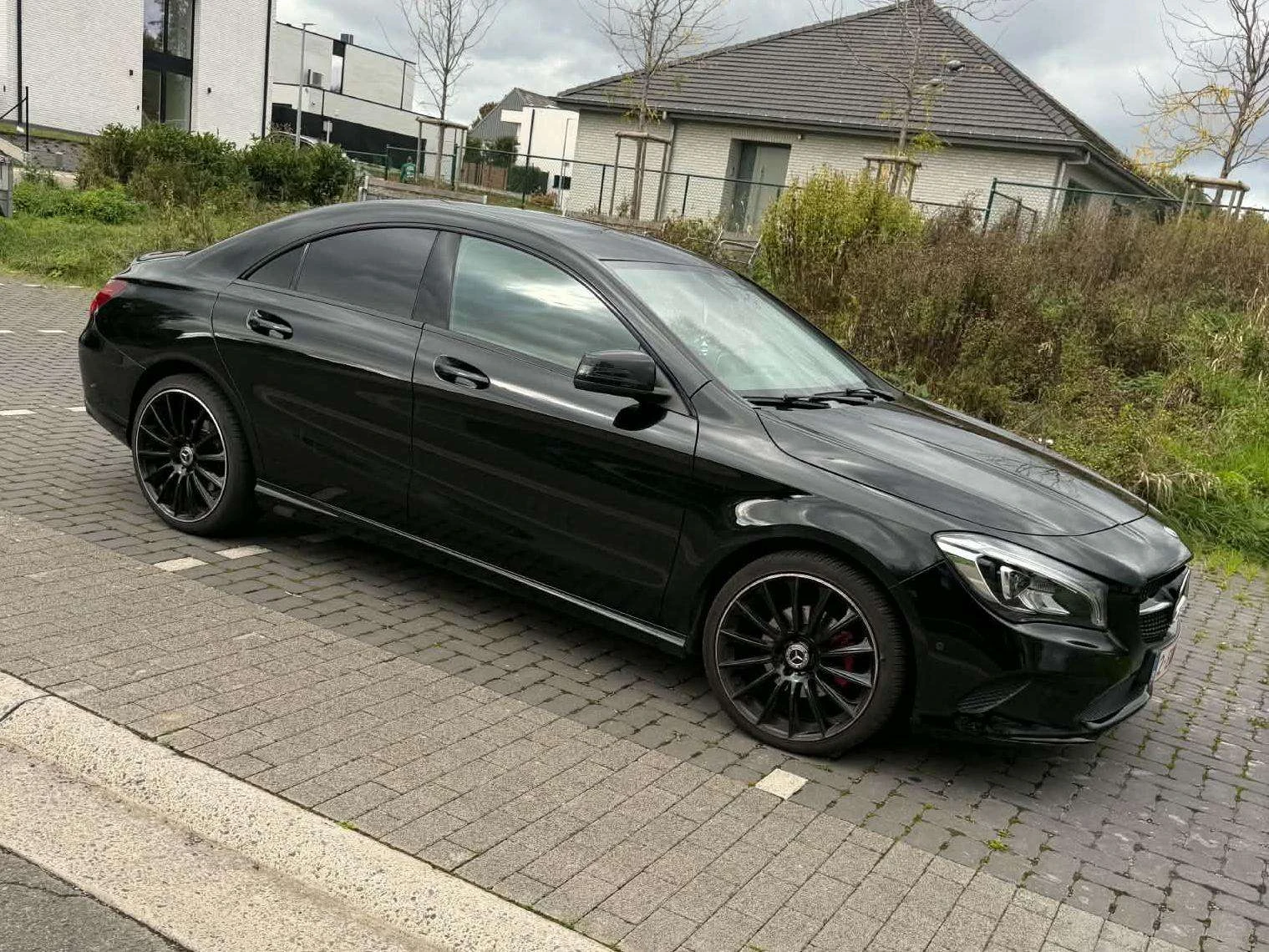 Mercedes-Benz CLA 180