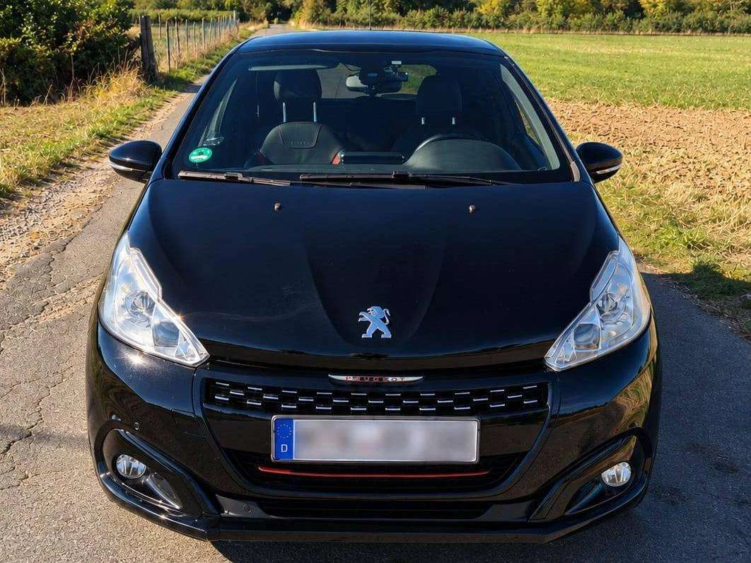 Peugeot 208 undefined