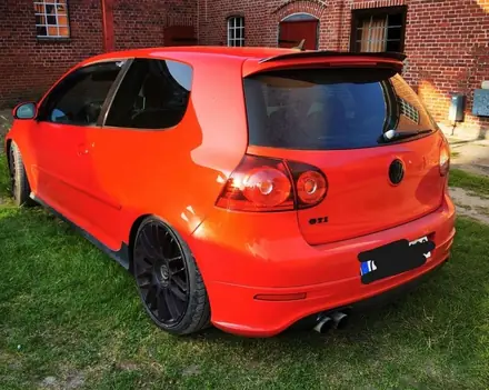 Volkswagen Golf GTI