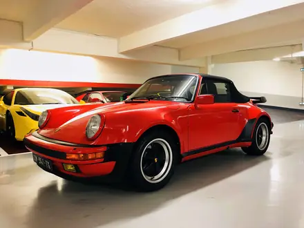 Porsche 930
