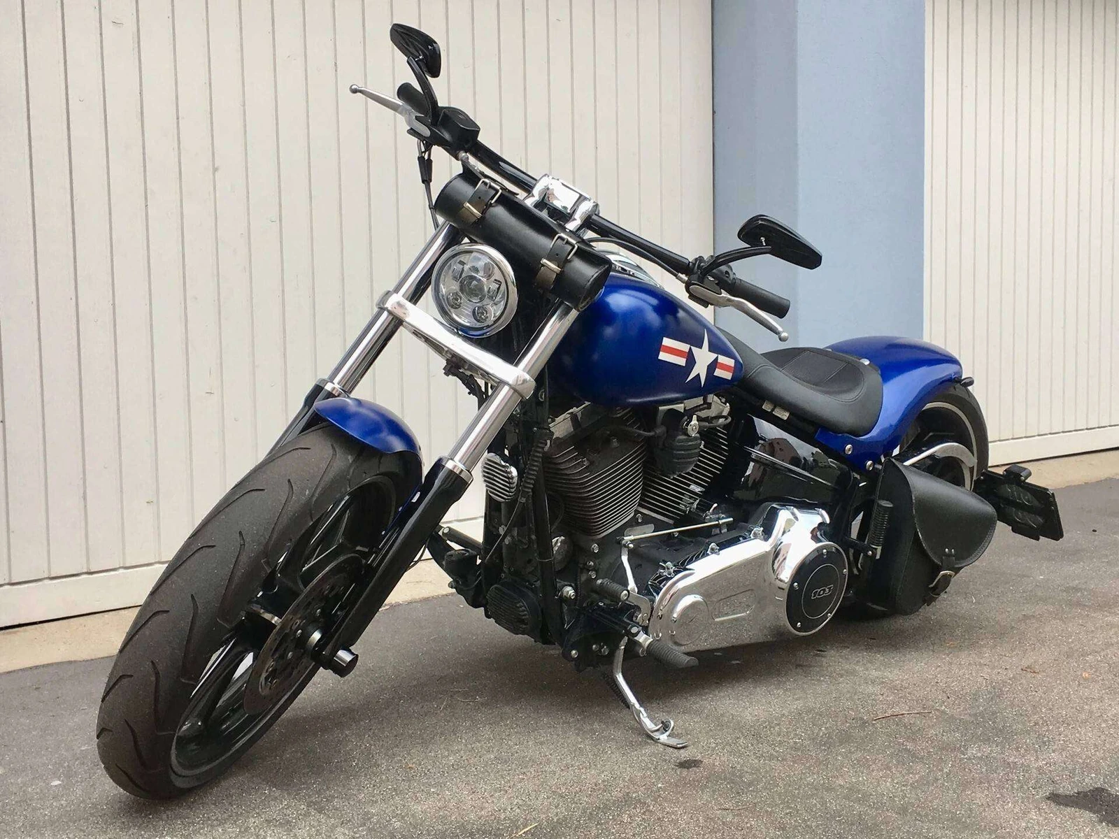 Harley-Davidson Breakout