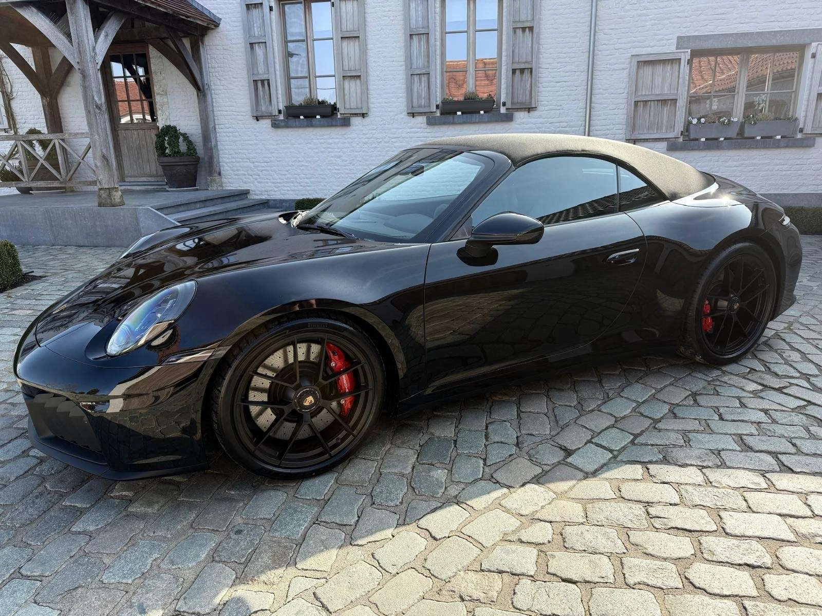 Porsche 992 undefined